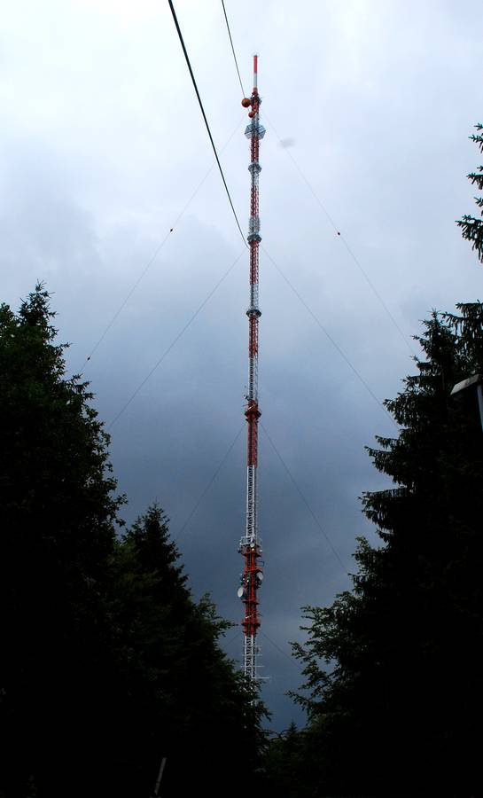Bild 5: Der Sendemast des WDR mit 300 m Höhe fällt manchmal in kalten Winternächten um