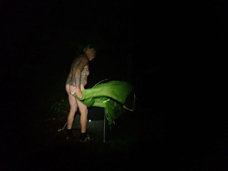 Naked Hiking Day in Vermont: Ein paar Bilder von Dan...