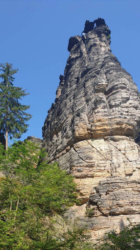 Die Sandsteine der Sächsischen Schweiz sind ein Kletterparadies