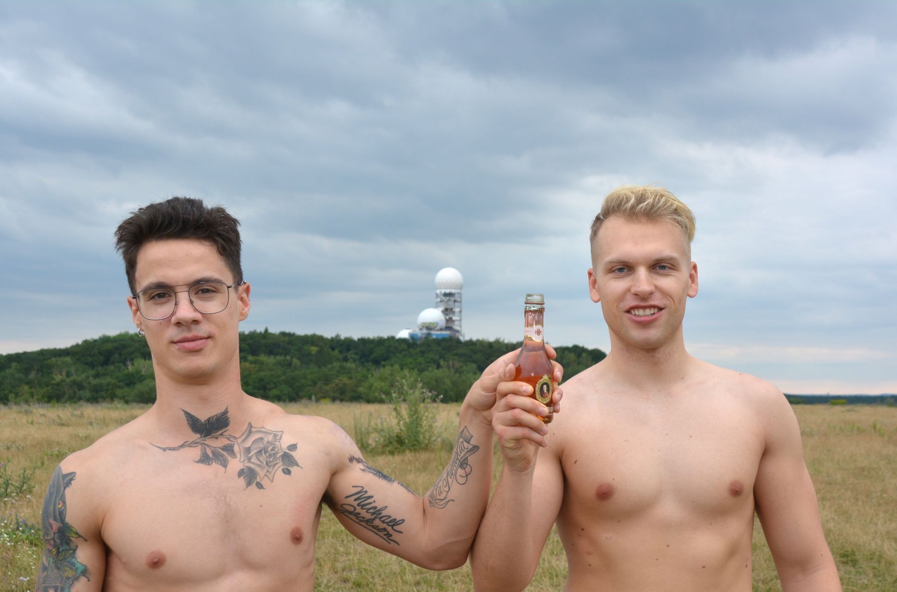 Sven und Julian am Teufelsberg in Berlin (1|4)