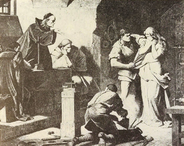 Während eines Inquisitions-Verhörs wird eine angebliche »Hexe« entkleidet. Der am Boden knieende Folterknecht hat bereits Zange und andere Folter-Utensilien bereit gelegt. Public Domain